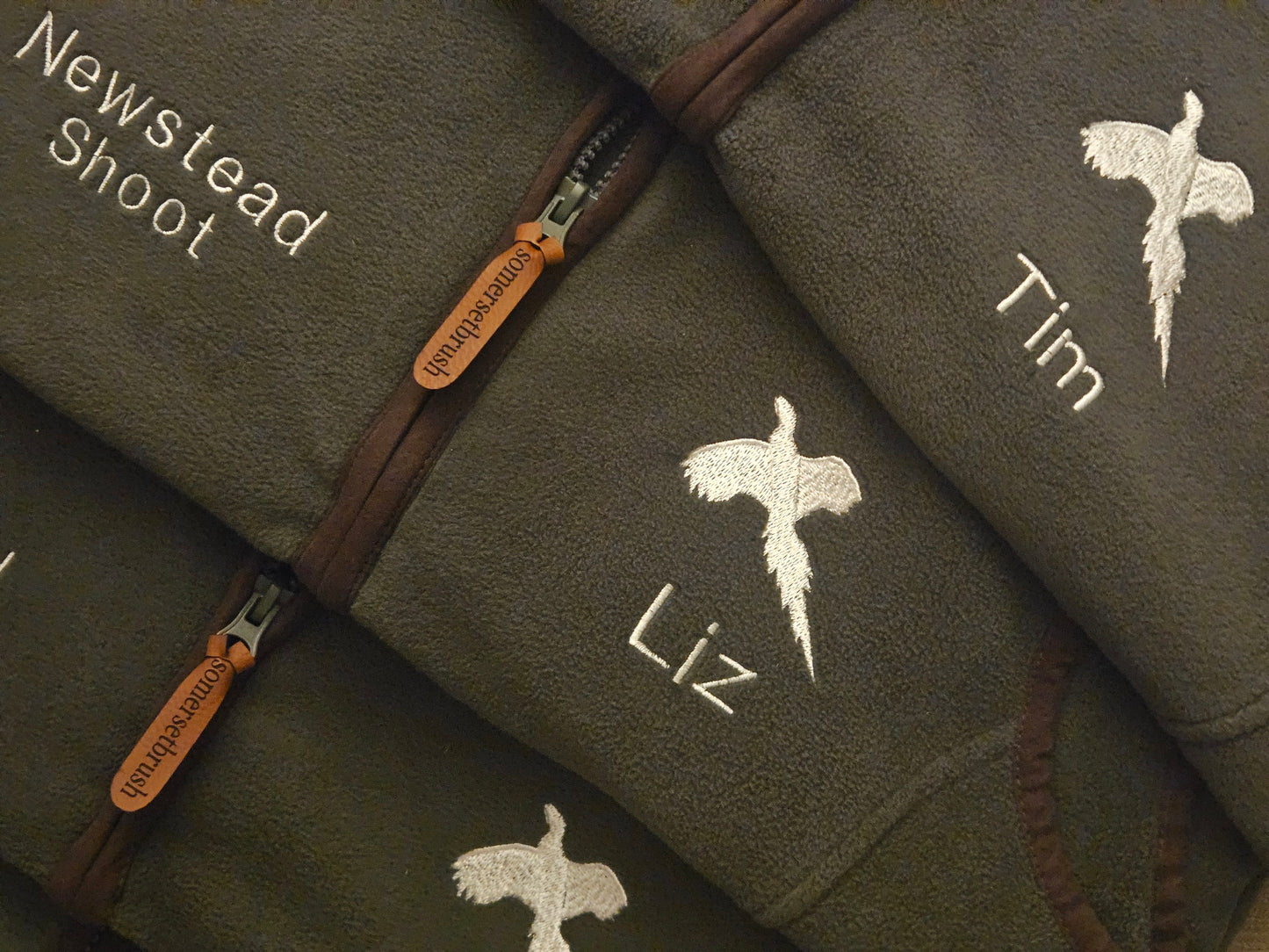 Embroidered FLYING WHITE PHEASANT Gilet - (Women's)