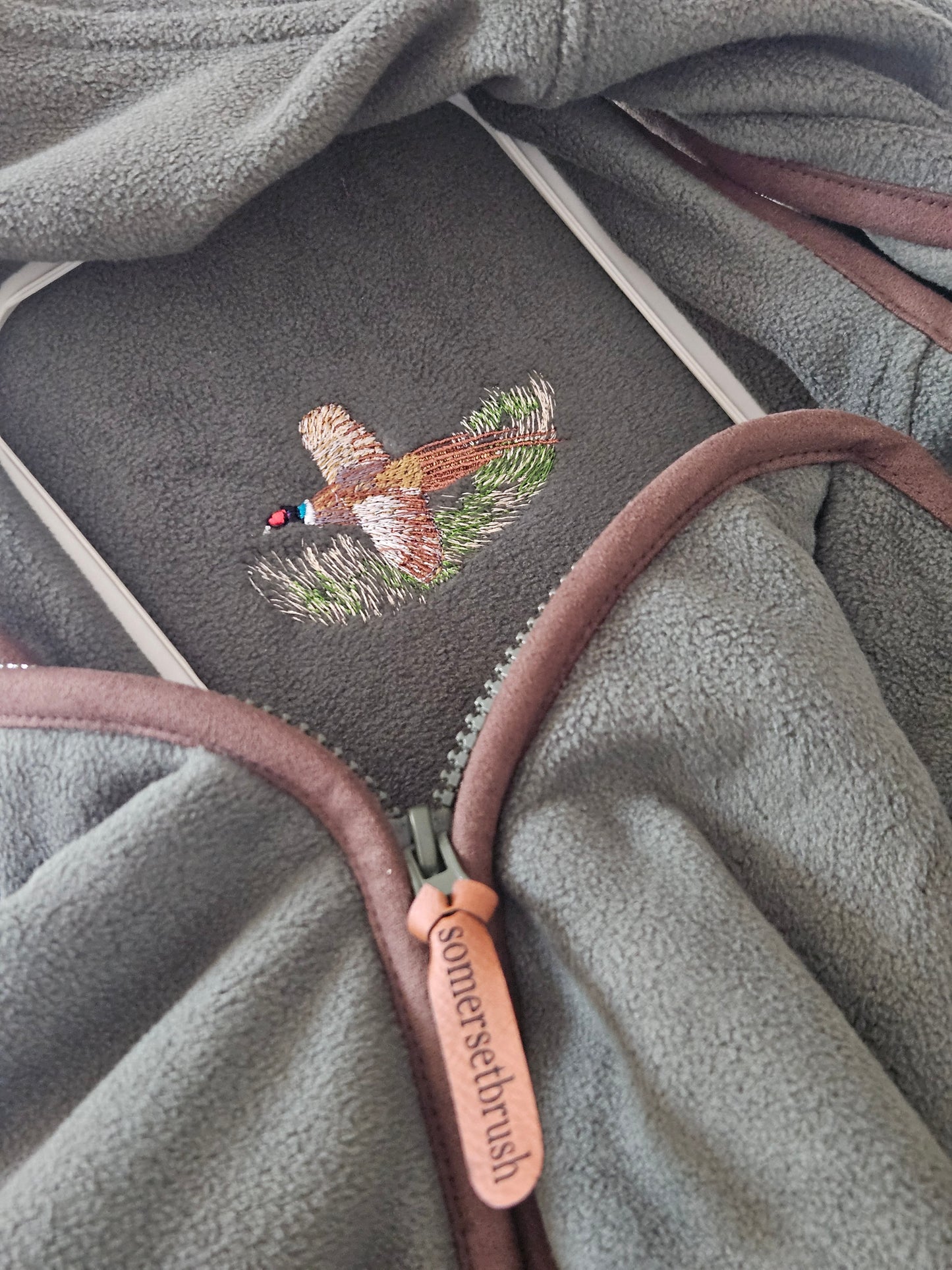 Embroidered Pheasant Gilet COLOUR FLYING PHEASANT- (Men's)