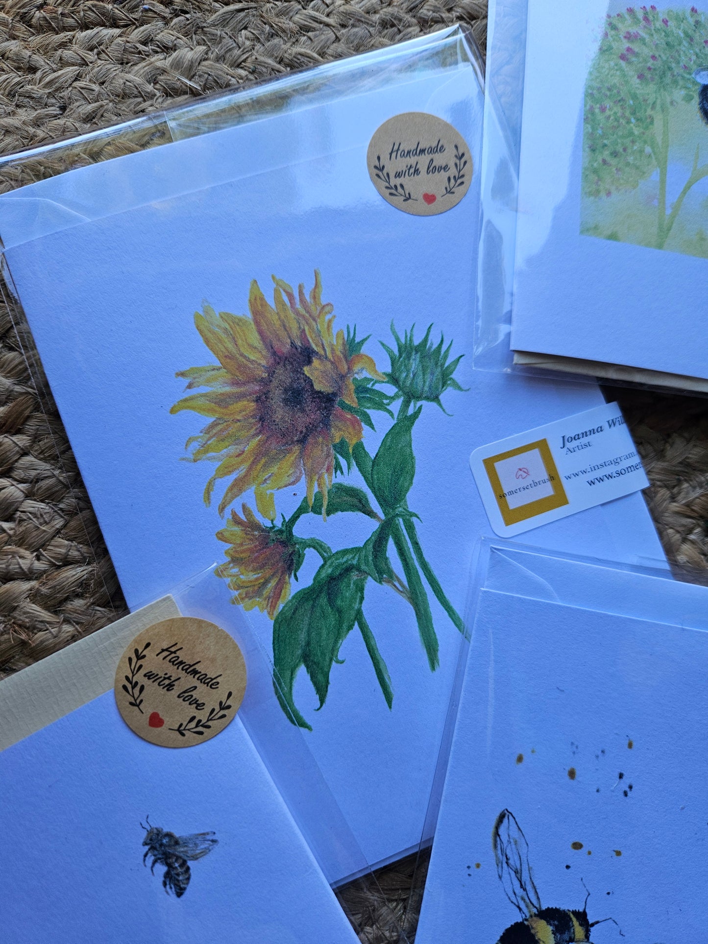 Pack of 6 cards / envelopes.