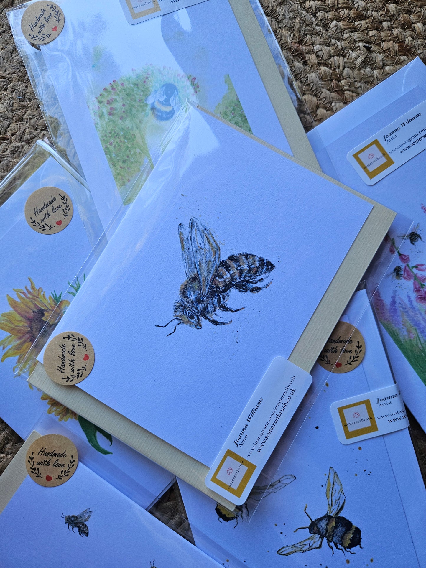 Pack of 6 cards / envelopes.