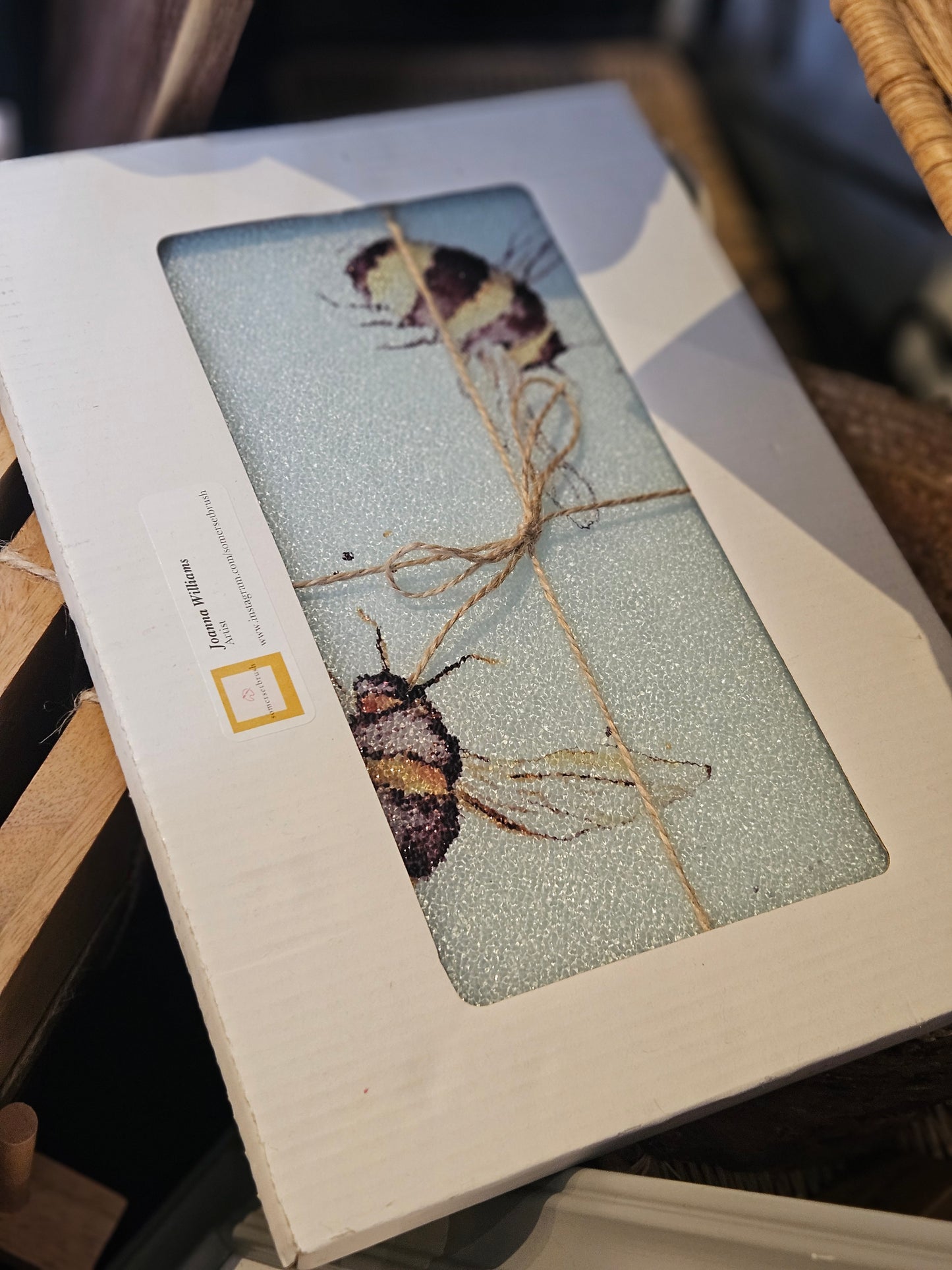 Glass Bee Boxed Chopping Board