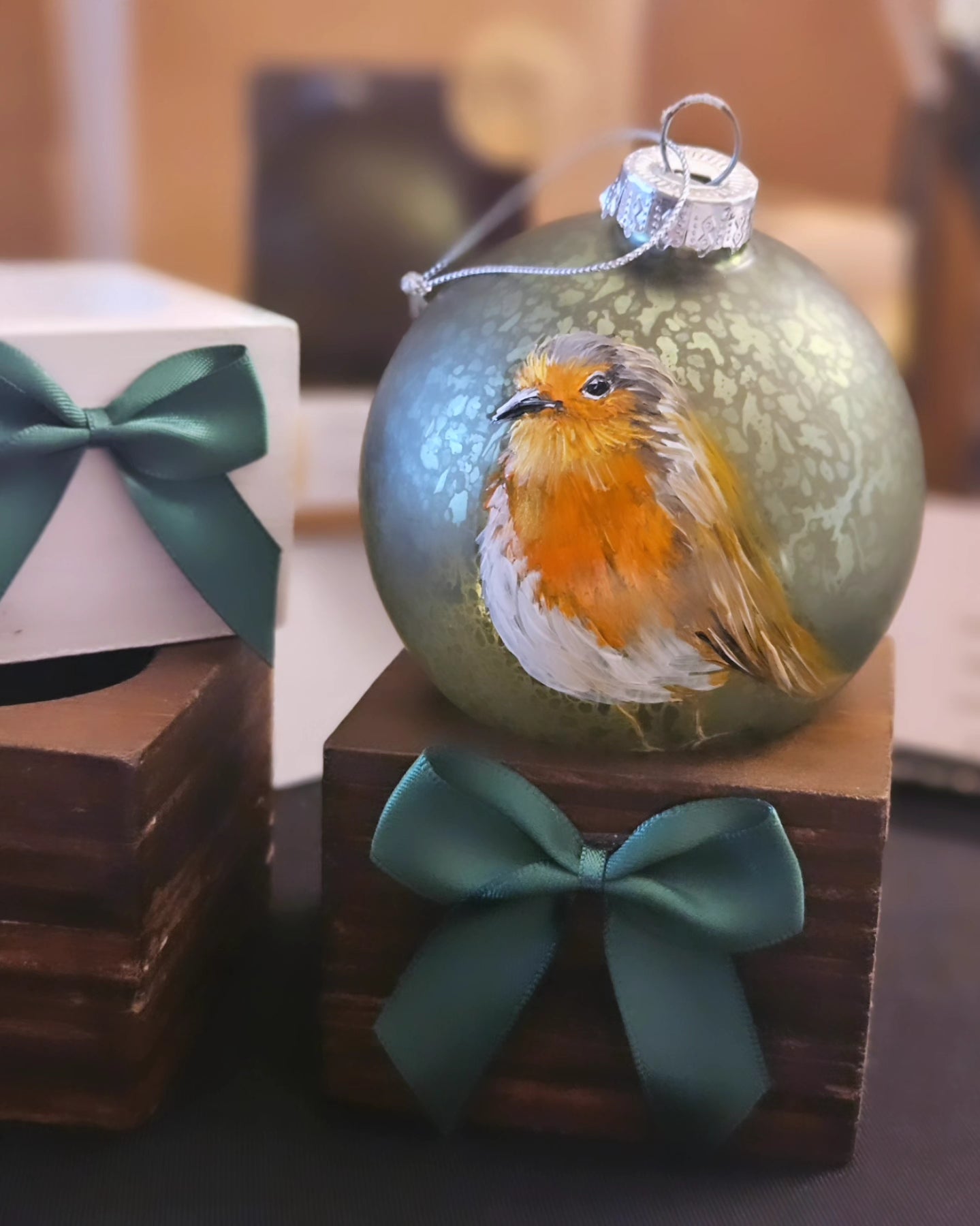 Hand Painted ROBIN Green glass boxed bauble