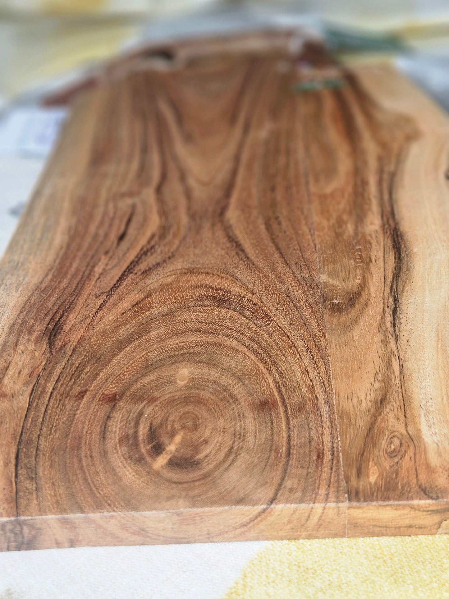 Hand Painted Long Pheasant Resin Acacia Serving Board