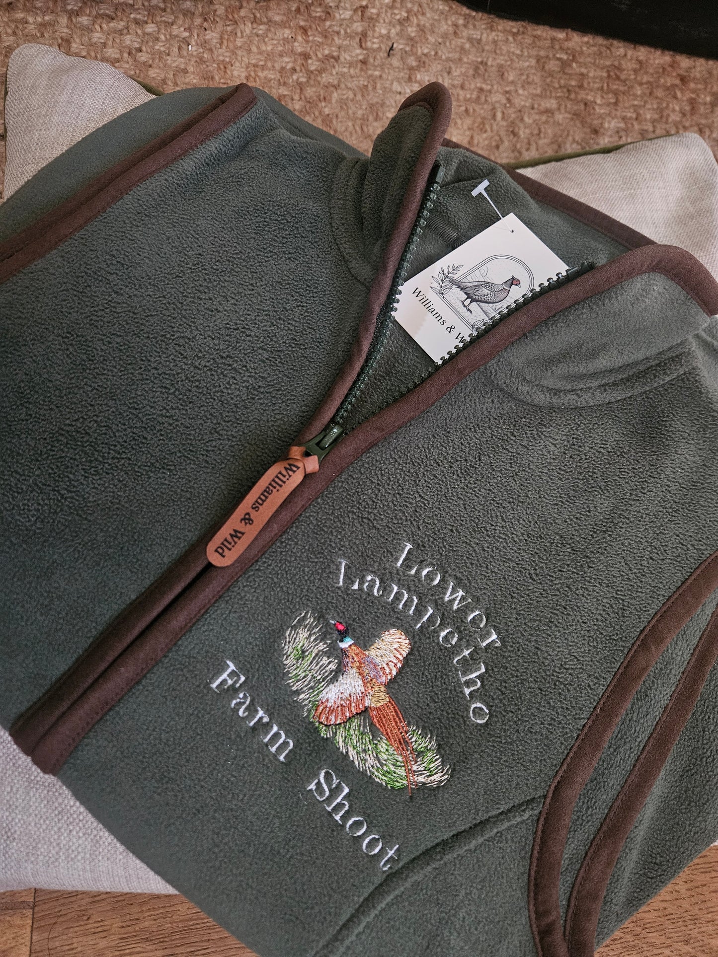 Embroidered Pheasant Gilet COLOUR FLYINGPHEASANT (women's)