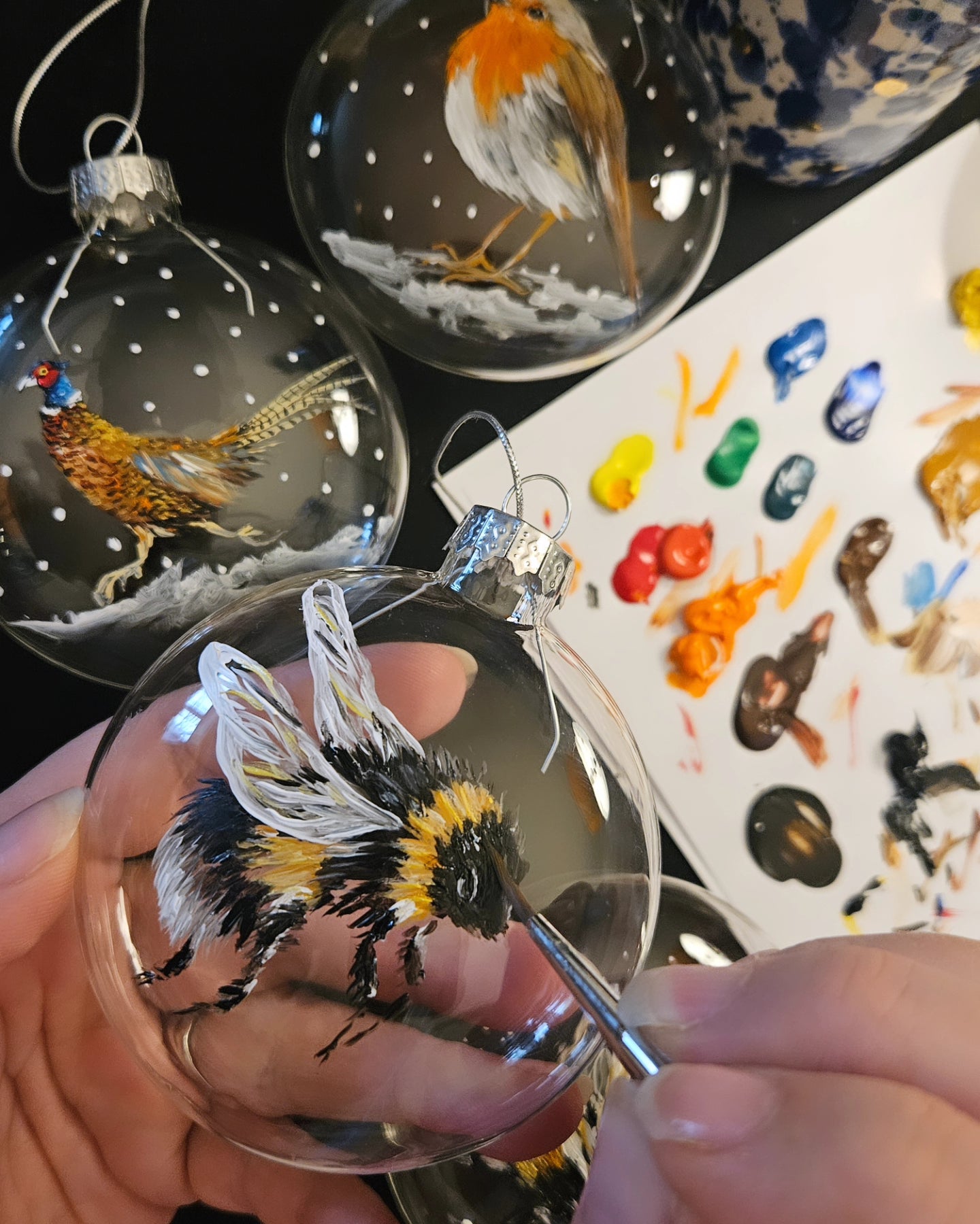 Bee BAUBLES 🐝 Hand Painted Glass Boxed Baubles