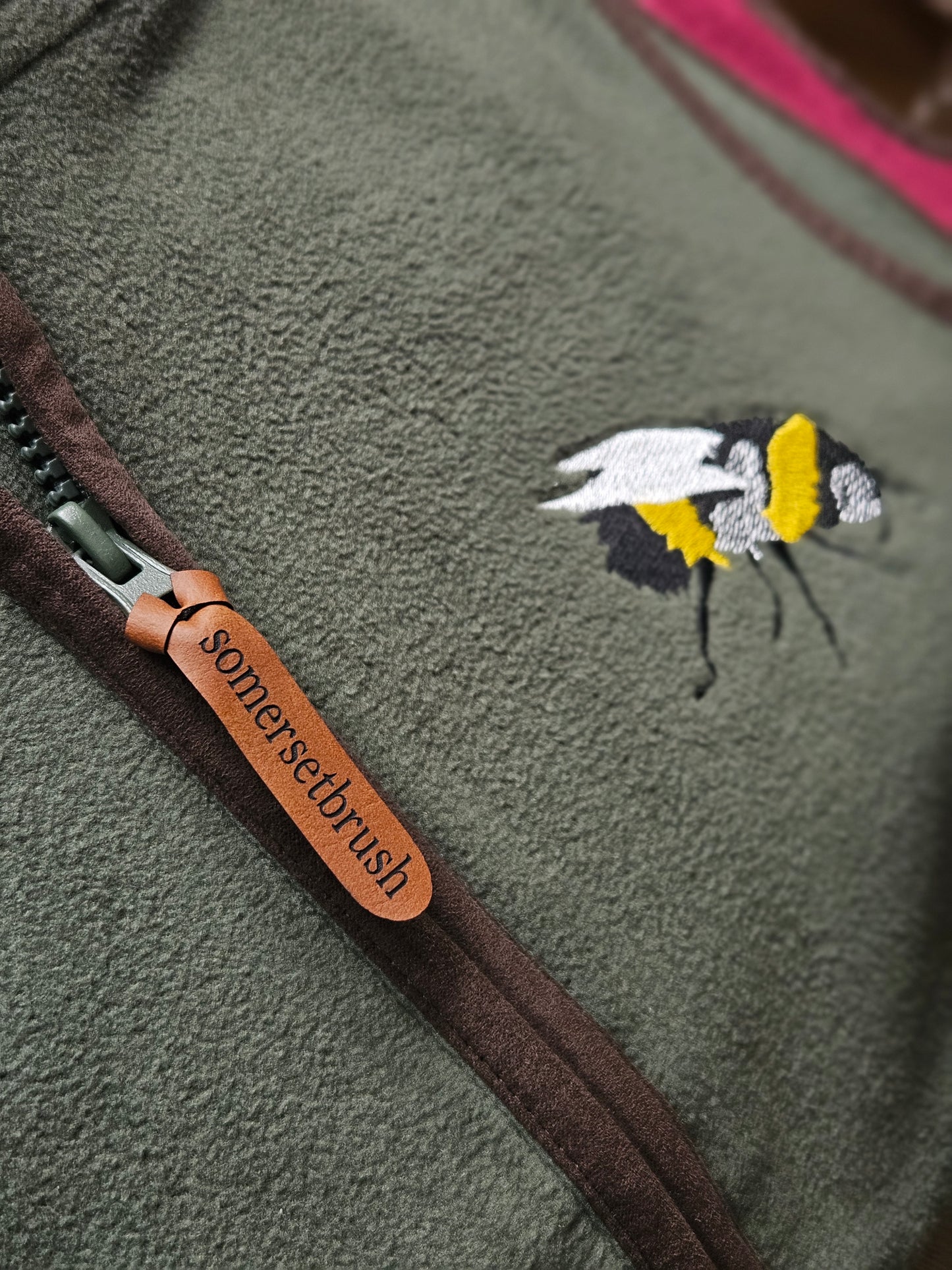 Women's Embroidered BEE Fleece Jacket 🐝
